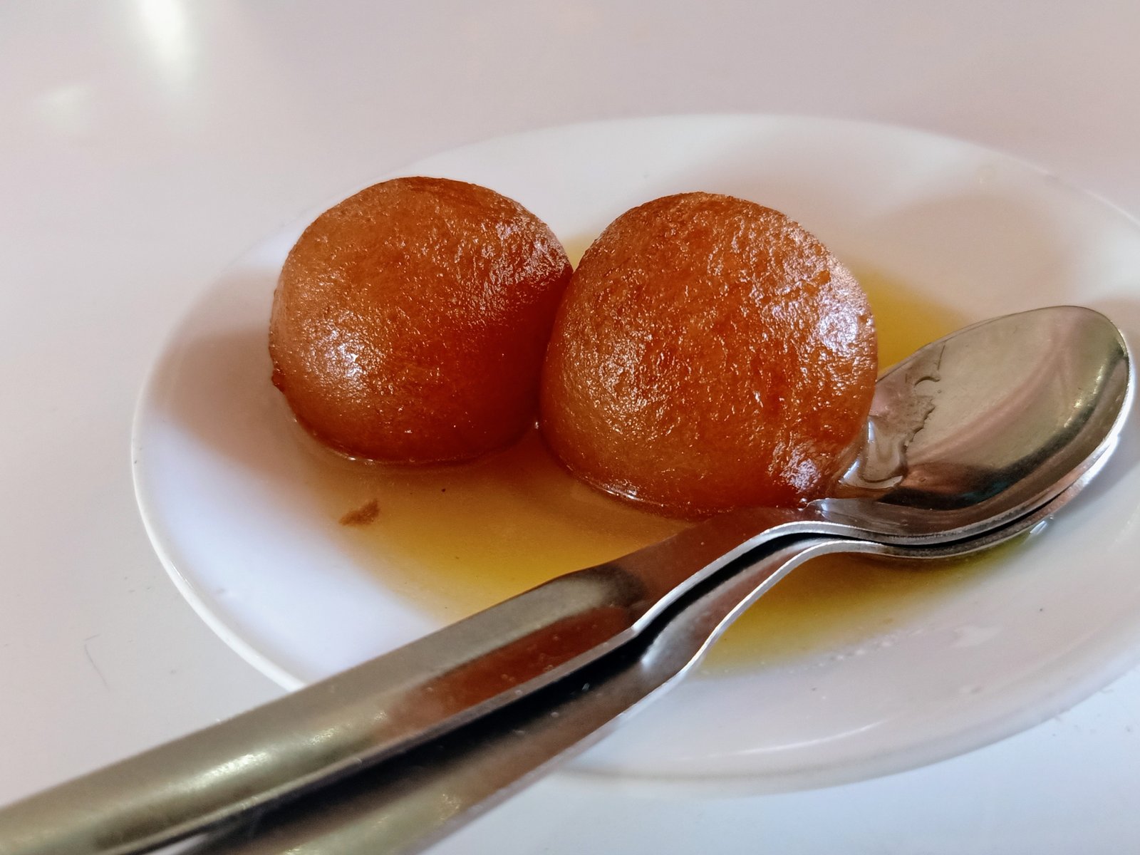 GULAB JAMUN(1 PIC)